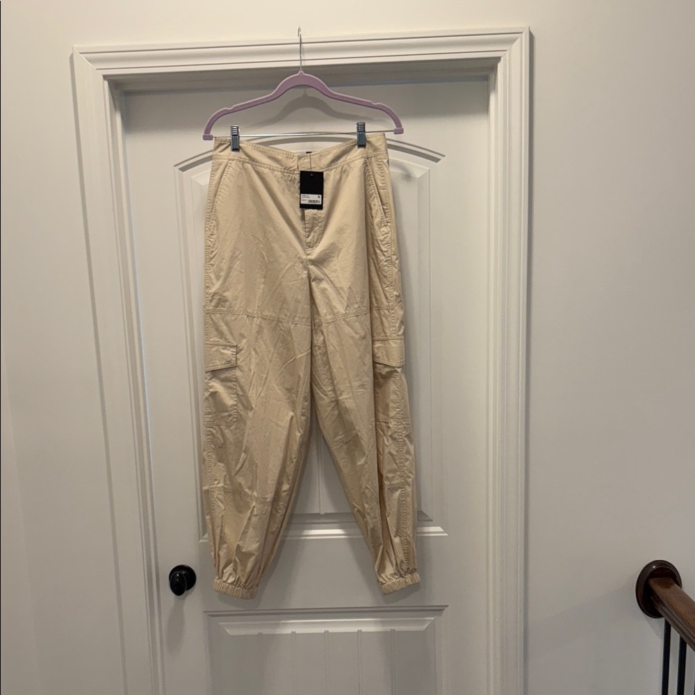 NWT  ATM Anthony Thomas Melillo Beige Cargo Pants